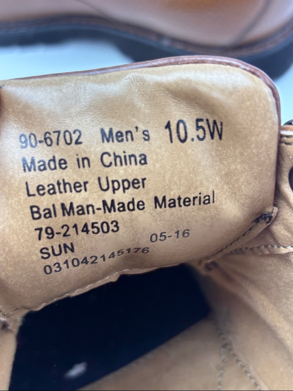 Dockers Men's Stain Defender Dark Tan Lace-Up Shoes - size 10.5 Wide NEW - Picture 9 of 9